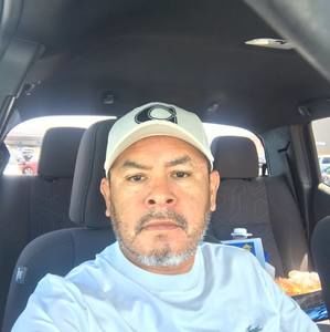 Meet your Posher, Efrain hernandez